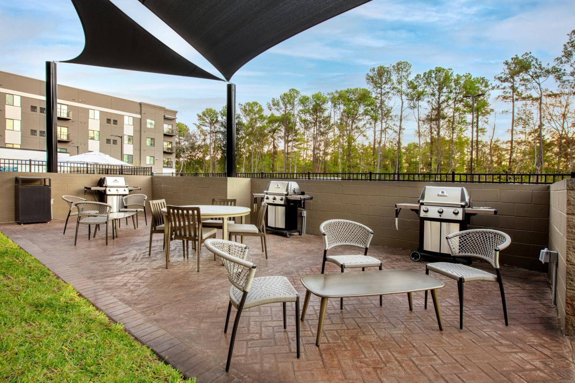 Waterwalk Extended Stay By Wyndham Jacksonville Deerwood Pk Exterior photo