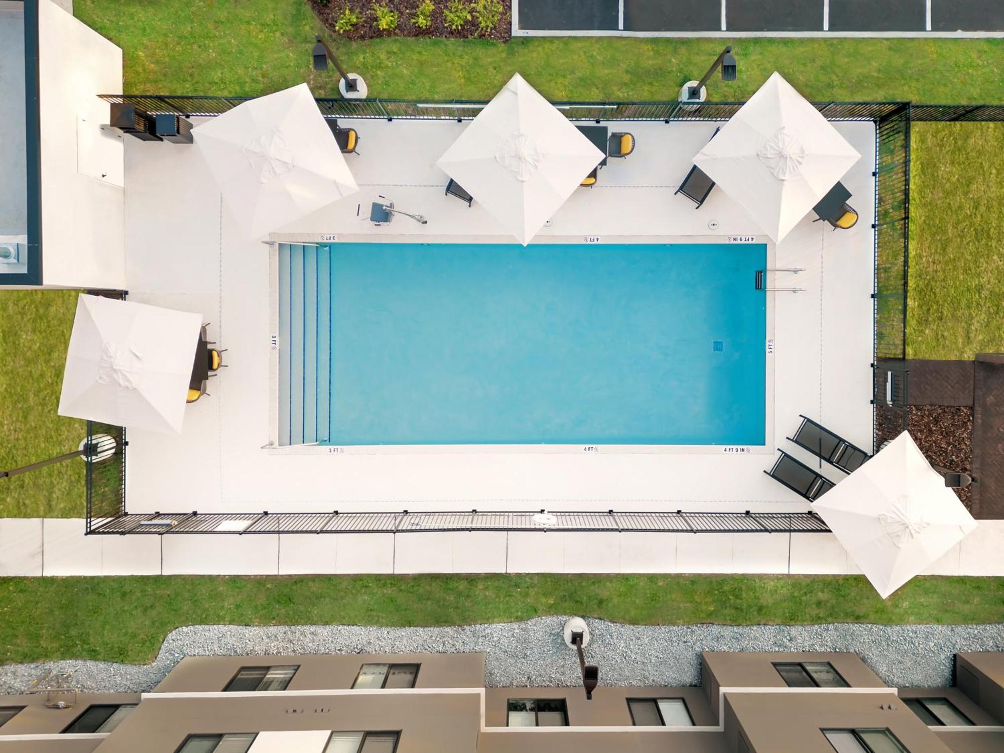 Waterwalk Extended Stay By Wyndham Jacksonville Deerwood Pk Exterior photo